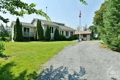Detached in Mississippi Mills