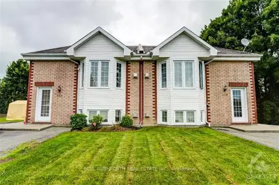 Fourplex in Clarence-Rockland