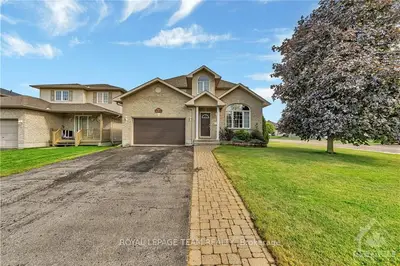 Detached in Arnprior