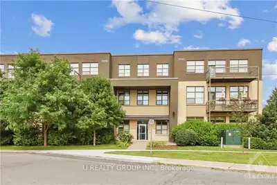 Condo Apartment in Vanier and Kingsview Park