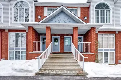 64 Briston, Hunt Club - South Keys And Area, On K1g 5p5