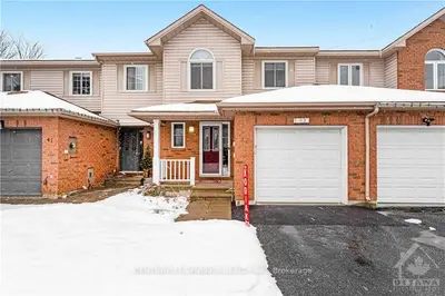 43 Birchbank Crescent, Kanata, On K2m 2j8