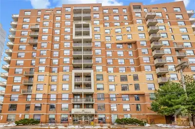215 Parkdale Avenue 1409, West Centre Town, On K1y 4t8