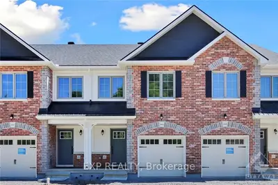 Att/Row/Townhouse in Merrickville-Wolford