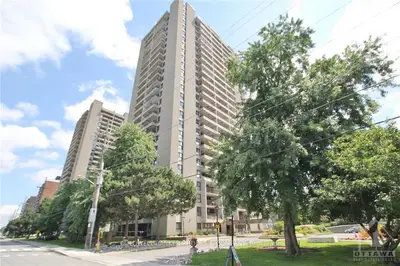 Condo Apartment in Alta Vista and Area