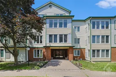 Condo Apartment in Arnprior