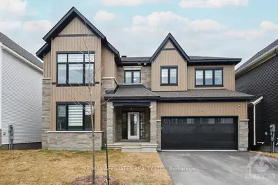 Detached in Barrhaven