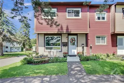 Condo Townhouse in Orleans - Cumberland and Area
