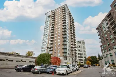 70 Landry Street 908, Vanier And Kingsview Park, On K1l 0a8