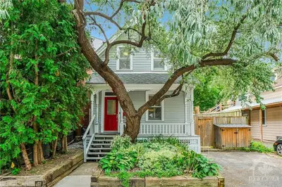 Detached in Ottawa Centre