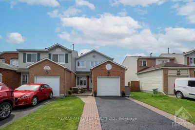 Att/Row/Townhouse in Orleans - Cumberland and Area