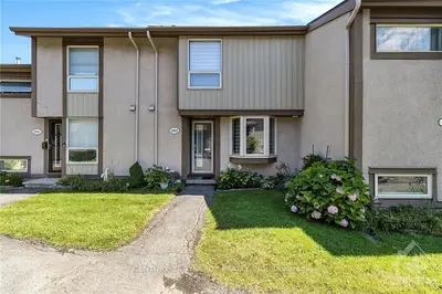 Condo Townhouse in Cyrville - Carson Grove - Pineview