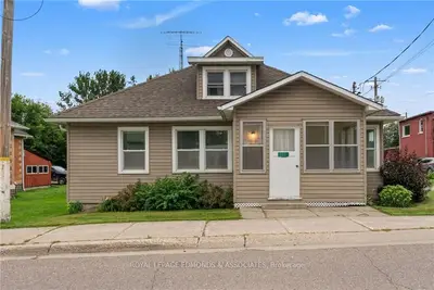 Detached in Whitewater Region