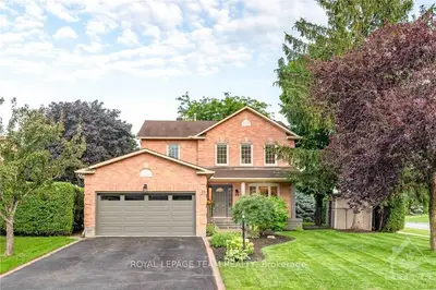 Detached in Stittsville - Munster - Richmond
