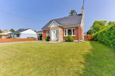 Detached in Pembroke