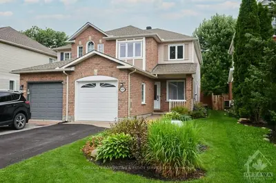 Semi-Detached in Blossom Park - Airport and Area