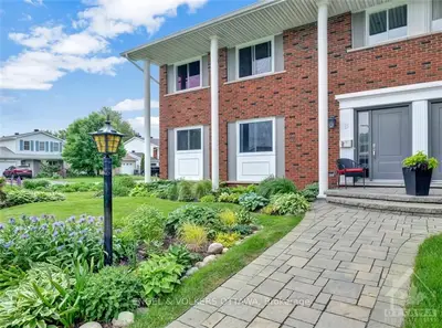 Semi-Detached in South of Baseline to Knoxdale