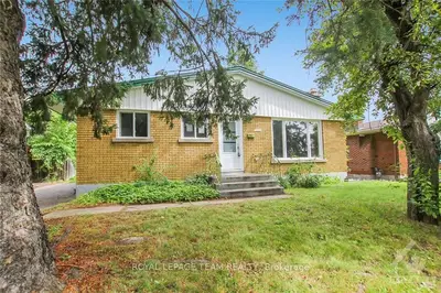Detached in Belair Park - Copeland Park and Area