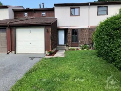 Att/Row/Townhouse in Bells Corners and South to Fallowfield