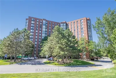 Condo Apartment in Britannia Heights - Queensway Terrace N and Area