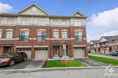 Att/Row/Townhouse in Barrhaven