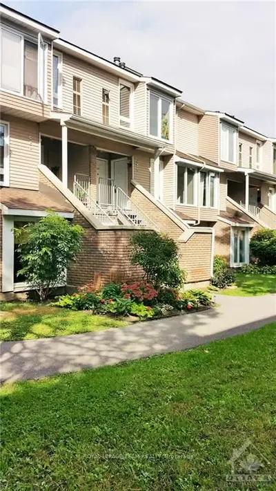Condo Apartment in Tanglewood - Grenfell Glen - Pineglen