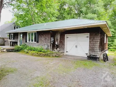 Detached in Constance Bay - Dunrobin - Kilmaurs - Woodlawn