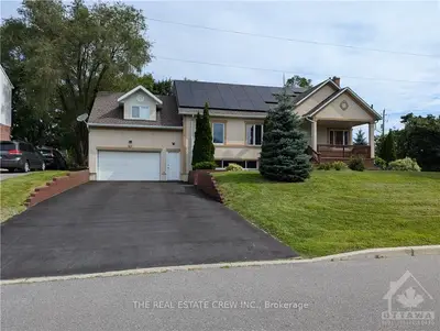 27 Seguin Street B, Beacon Hill North - South And Area, On K1j 6p3
