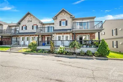 Condo Apartment in Clarence-Rockland