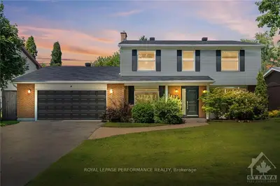 Detached in Alta Vista and Area