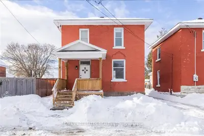14 Bonnechere Street N, Renfrew, On K7v 1y7