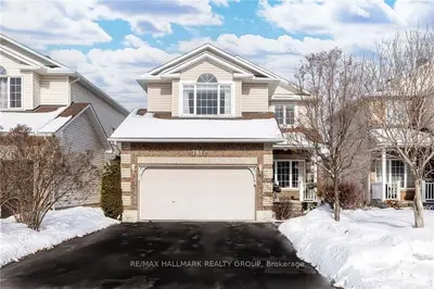 781 Valin Street, Orleans - Cumberland And Area, On K4a 4l2