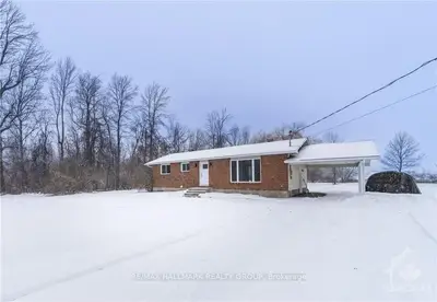2911 BEACH Road, North Grenville, ON K0G 1J0