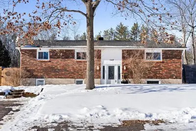 147 HUNTER Crescent, Constance Bay - Dunrobin - Kilmaurs - Woodlawn, ON K0A 3M0