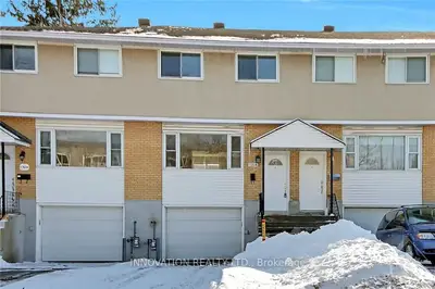 1306 Summerville Avenue, Carlington - Central Park, On K1z 8g8