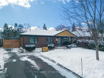 720 HAMLET Road, Elmvale Acres and Area, ON K1G 1P8