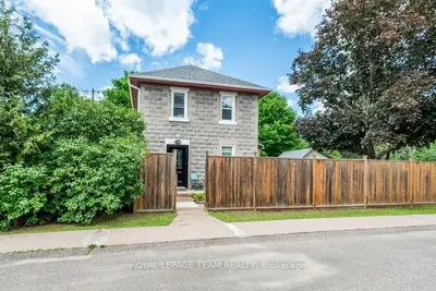 Detached in Madawaska Valley