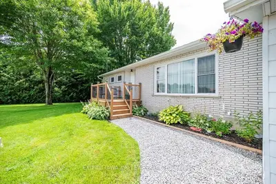 Detached in Pembroke