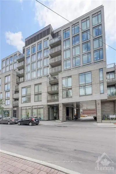 Condo Apartment in New Edinburgh - Lindenlea