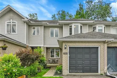 Att/Row/Townhouse in Orleans - Cumberland and Area