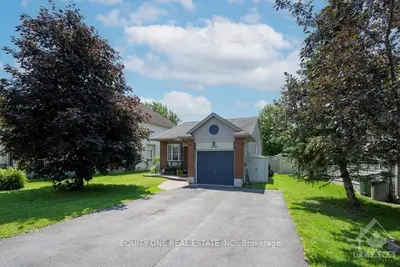 Detached in Orleans - Cumberland and Area