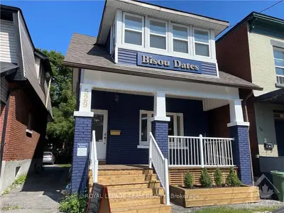 Detached in Ottawa Centre