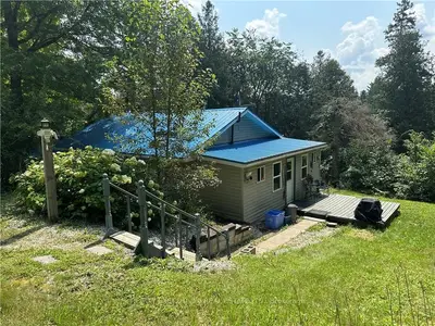 Detached in Tay Valley