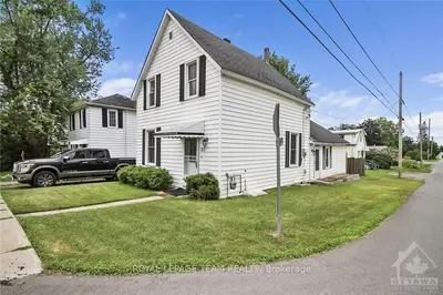 Detached in North Grenville