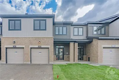 Att/Row/Townhouse in Kanata