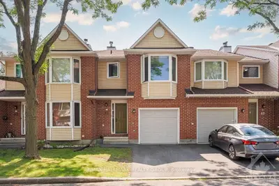 Condo Townhouse in Overbrook - Castleheights and Area