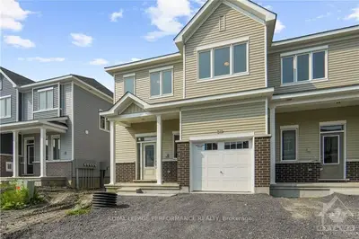 Att/Row/Townhouse in Orleans - Convent Glen and Area