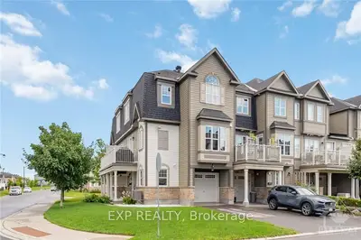 Att/Row/Townhouse in Barrhaven