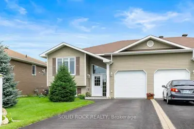 Semi-Detached in South Dundas