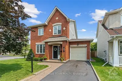 Detached in Barrhaven